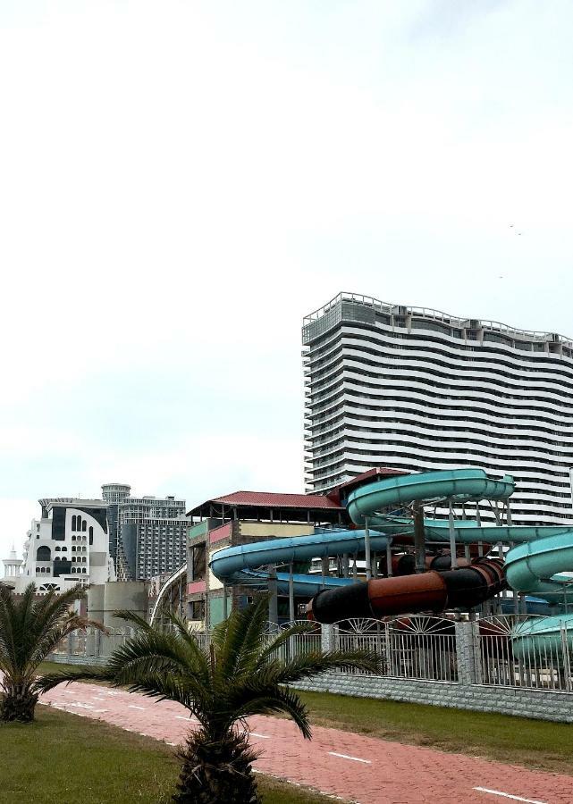 Orbi Sea Towers Apartments Batumi Kültér fotó